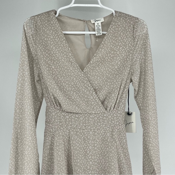 JAPANA NWT LEOPARD PRINT ANIMAL PRINT LONG SLEEVE NATURAL DRESS MEDIUM - Picture 6 of 10